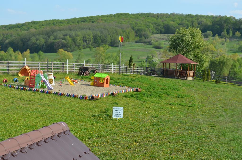 Popas Todiresti - La Iazul Cu 5 Casute Hotel Suceava Bagian luar foto